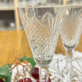 Набор рюмок из хрусталя "Ананас" Дятьковского ХЗ, рисунок от формы. Винтаж. Цена за 4шт. Картинка 3